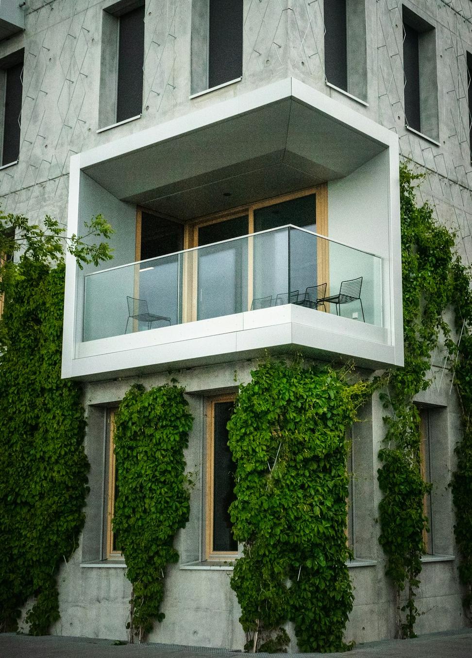 Bowen Island Waterfront Residence